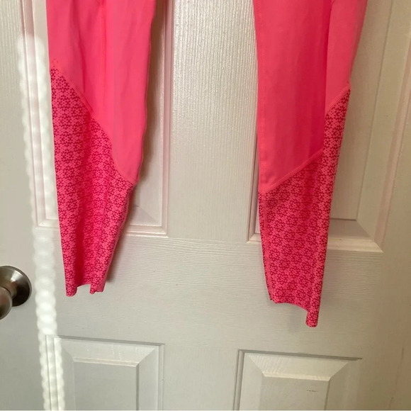 ZYIA ACTIVE Neon Coral Flower Power Lux High Rise Leggings Pink Size 6/8 - Picture 6 of 10
